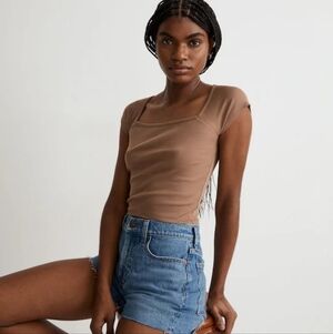 **NWOTs** MADEWELL Supima Square Neck Ribbed Tee. In STABLE. Size M